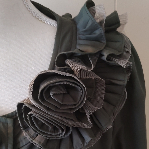 Olive Green Cotton Dress with Floral Detail Medium - Picture 3 of 16